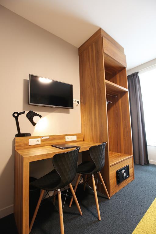 Best Western Hotel De Paris Laval  Exterior foto
