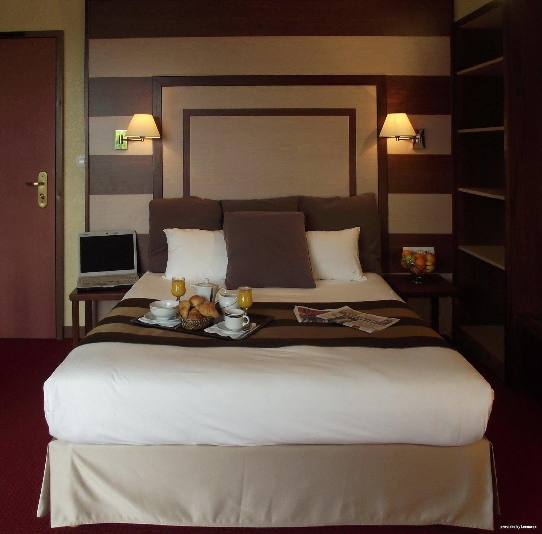 Best Western Hotel De Paris Laval  Cameră foto